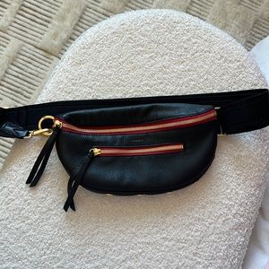 Hammitt Charles Cross body medium Black/brushed gold red zip- BRAND NEW